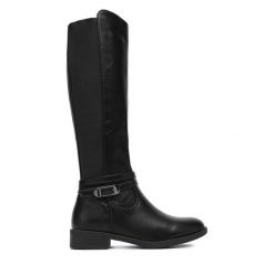 Kozaki DeeZee. Czarne kozaki DeeZee, bez obcasa, na płaskiej podeszwie, bez zapięcia. Za 229.99 zł.