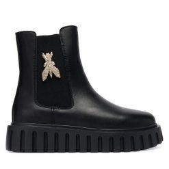 Botki Patrizia Pepe. Czarne botki Patrizia Pepe, bez wzorów, bez obcasa, na płaskiej podeszwie, bez zapięcia. Za 589.99 zł.
