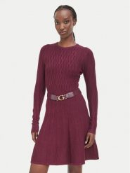 Guess Sukienka dzianinowa W6BK64 Z1569 Bordowy Regular Fit. Czerwone sukienki Guess, l, z aplikacjami, z dzianiny, bez kołnierzyka, bez ramiączek. Za 614.99 zł.