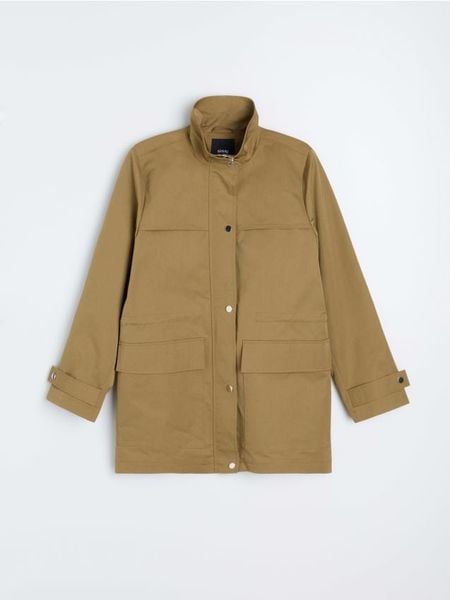 Kurtka parka z kieszeniami - zielony. Zielone kurtki Sinsay, l, bez wzorów, bez kaptura. Za 119.99 zł.