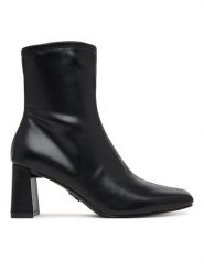 Steve Madden Botki Hurst SM11003498 Czarny. Czarne botki Steve Madden, bez wzorów, ze skóry, bez obcasa, na słupku, bez zapięcia. Za 429.99 zł.