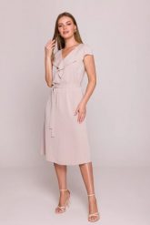Elegancka sukienka rozkloszowana z krótkim rękawem beżowa. Brązowe sukienki Stylove, na co dzień, l, bez wzorów, z materiału, eleganckie, bez kołnierzyka, bez ramiączek, midi, proste. Za 339.00 zł.