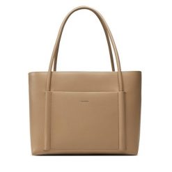 Torebka Calvin Klein. Brązowe torebki klasyczne Calvin Klein, bez wzorów, bez dodatków. Za 379.99 zł.