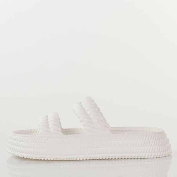 Białe lekkie piankowe klapki damskie DiA 51-001. Białe klapki DiA, bez wzorów, z dresówki, bez obcasa, na platformie. Za 79.00 zł.