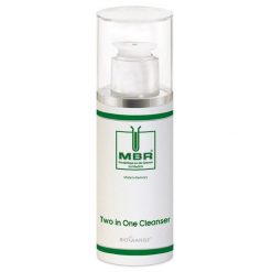 MBR Medical Beauty Research TWO IN ONE CLEANSER - OCZYSZCZAJĄCE I NAWILŻAJĄCE MLECZKO DO DEMAKIJAŻU Mleczka do twarzy 150 ml. Demakijaż MBR Medical Beauty Research. Za 276.75 zł.
