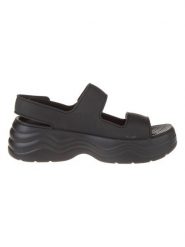 Crocs Sandały "Skyline" w kolorze czarnym rozmiar: 34/35. Czarne sandały Crocs, bez wzorów, klasyczne, z otwartym noskiem, bez obcasa, bez zapięcia. Za 123.82 zł.