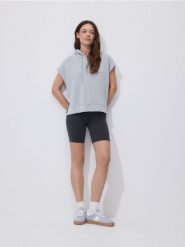 Bluza bez rękawów - jasnoszary. Szare bluzy sportowe Reserved, l, bez wzorów, z dzianiny, bez kaptura. Za 129.99 zł.