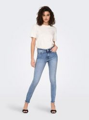 ONLY Dżinsy - Skinny fit - w kolorze błękitnym rozmiar: L/L32. Niebieskie jeansy Only, l, z aplikacjami. Za 87.81 zł.