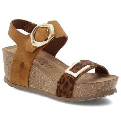 Brązowe Sandały Yokono Eleganckie Obuwie Damskie Panterka. Brązowe sandały Yokono, bez wzorów, z jeansu, eleganckie, bez obcasa, na koturnie, bez zapięcia. Za 251.99 zł.