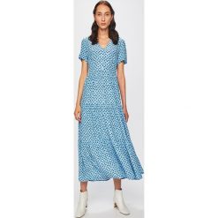 Calvin Klein Jeans - Sukienka. Niebieskie sukienki Calvin Klein Jeans, na co dzień, s, bez wzorów, z jeansu, casualowe, bez kołnierzyka, bez ramiączek, mini, proste. W wyprzedaży za 319.90 zł.