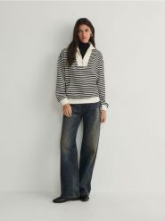 Bluza ze stójką na suwak - wielobarwny. Bluzy Reserved, l, bez wzorów, z bawełny, bez kaptura. W wyprzedaży za 45.99 zł.