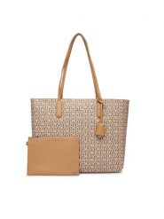 DKNY Torebka Saige Ew Tz Tote R52A5I42 Beżowy. Brązowe shopper DKNY, bez wzorów, ze skóry, bez dodatków. Za 789.99 zł.