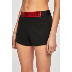 Calvin Klein Jeans - Szorty. Szorty Calvin Klein Jeans. Za 159.90 zł.