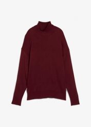 Lekki sweter z szerokim golfem z cienkiej dzianiny z mieszanki wiskozy. Czerwone golfy bonprix, bez wzorów, z dzianiny, bez ramiączek. Za 109.99 zł.
