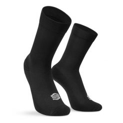 Zimowe skarpetki rowerowe Siroko S3 Black. Czarne skarpety SIROKO, bez wzorów, z materiału. Za 68.00 zł.