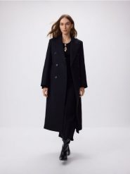 Płaszcz z wełną Manteco - czarny. Czarne płaszcze Reserved, l, bez wzorów, z tkaniny, bez kaptura. Za 699.99 zł.
