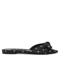 Klapki Dolce&Gabbana. Czarne klapki Dolce&Gabbana, bez wzorów, bez obcasa. Za 2,059.00 zł.