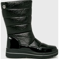 Caprice - Botki. Czarne botki Caprice, bez wzorów, z materiału, bez obcasa, na obcasie, bez zapięcia. W wyprzedaży za 249.90 zł.