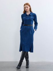 BGN Sukienka w kolorze granatowym rozmiar: 38. Niebieskie sukienki BGN, na co dzień, bez wzorów, bez kołnierzyka, bez ramiączek, midi, proste. Za 195.99 zł.