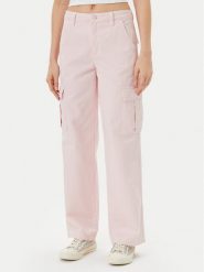 Guess Jeans Jeansy W4YB61 WGCV1 Różowy Straight Leg. Czerwone jeansy Guess Jeans, z aplikacjami. Za 349.99 zł.