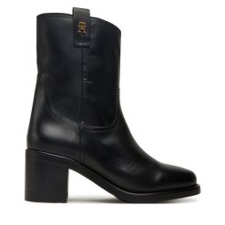 Botki Tommy Hilfiger. Czarne botki TOMMY HILFIGER, bez wzorów, bez obcasa, na słupku, bez zapięcia. Za 999.99 zł.