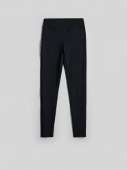 4F Legginsy dzianinowe damskie - czarne M. Czarne legginsy 4f, m, bez wzorów, z dzianiny. Za 129.99 zł.