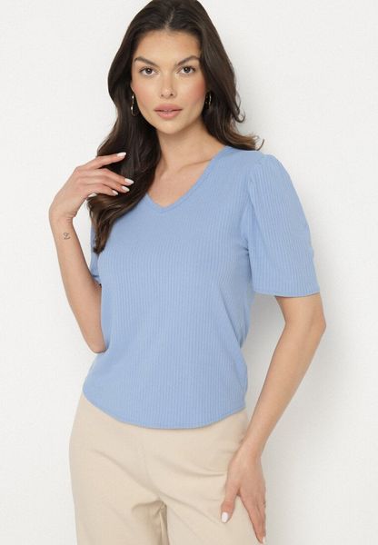 Niebieski T-shirt z Dekoltem w Serek Sunesse. Niebieskie t-shirty Born2be, m, bez wzorów, z jeansu, bez kołnierzyka, bez ramiączek. Za 29.99 zł.