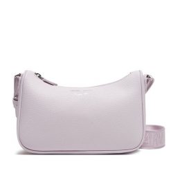 Torebka Emporio Armani. Czerwone listonoszki Emporio Armani, bez wzorów, bez dodatków. Za 439.99 zł.