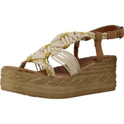 Sandały MTNG 50595M Beżowy. Brązowe sandały mtng, bez wzorów, z tkaniny, sportowe, bez obcasa, bez zapięcia. Za 177.99 zł.