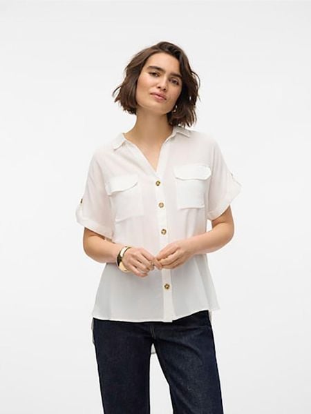 Vero Moda Bluzka w kolorze białym rozmiar: S. Białe bluzki Vero Moda, s, bez wzorów, z wiskozy, klasyczne, bez kołnierzyka, bez ramiączek. Za 48.28 zł.