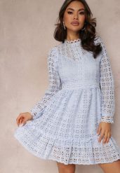 Jasnoniebieska Taliowana Sukienka z Koronką i Falbaną na Dole Kamora. Niebieskie sukienki Renee, m, bez wzorów, z koronki, bez kołnierzyka, bez ramiączek, mini. Za 139.99 zł.