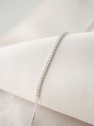 Heliophilia Srebrna bransoletka z cyrkoniami rozmiar: onesize. Szare bransoletki Heliophilia, z cyrkonią, srebrne. Za 43.99 zł.