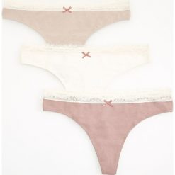 Bawełniane stringi 3 pack - Beżowy. Stringi Reserved. Za 39.99 zł.