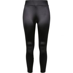 Legginsy damskie Urban Classics shiny high waist (grandes tailles). Czarne legginsy Urban Classics, bez wzorów, z podwyższonym stanem. Za 152.50 zł.