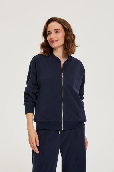 Rozpinana bluza granatowa. Bluzy MOODO, l, bez wzorów, z elastanu, bez kaptura. Za 139.99 zł.