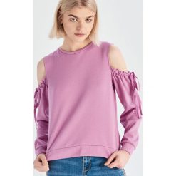 Bluza z bufiastymi rękawami - Różowy. Bluzy marki Sinsay. Za 39.99 zł.