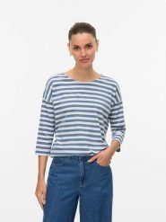 Vero Moda Koszulka w kolorze niebieskim rozmiar: M. Niebieskie bluzki Vero Moda, m, bez wzorów, z materiału, bez kołnierzyka, bez ramiączek. Za 70.74 zł.