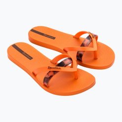 Japonki damskie Ipanema Kirei Chic. Brązowe klapki Ipanema, bez wzorów, bez obcasa. Za 79.99 zł.
