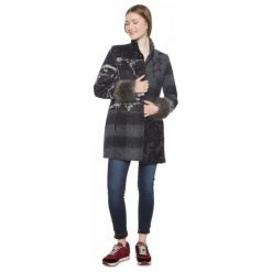 Desigual płaszcz damski Charlotte 36 ciemnoszary. Szare płaszcze Desigual, bez wzorów, bez kaptura. W wyprzedaży za 654.00 zł.