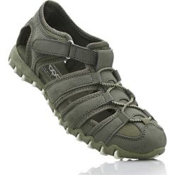 Sandały bonprix oliwkowy. Zielone obuwie sportowe bonprix, sportowe, na sznurówki. Za 59.99 zł.