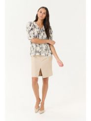 Kaffe Bluzka w kolorze kremowym rozmiar: 40. Brązowe bluzki Kaffe, bez wzorów, bez kołnierzyka, bez ramiączek. Za 87.81 zł.