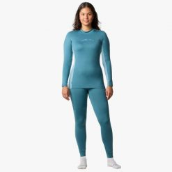 Zestawy szybkoschnące Turystyka Damska Swedemount Thermal Warm Baselayer Set. Zielone bielizna sportowa SWEDEMOUNT, bez wzorów. W wyprzedaży za 224.99 zł.