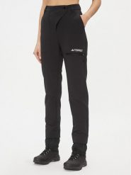 Adidas Spodnie outdoor IB1131 Czarny Regular Fit. Czarne spodnie sportowe Adidas, bez wzorów, z syntetyku, outdoorowe. Za 519.99 zł.