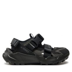 Sandały adidas. Czarne sandały Adidas, bez wzorów, sportowe, bez obcasa, bez zapięcia. Za 379.99 zł.