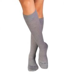 Szare, wełniane skarpetki kompresyjne 3/4 z wełny merynosów. Szare skarpety OEM, bez wzorów, z wełny. W wyprzedaży za 92.32 zł.
