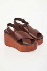 Sandały damskie skórzane na koturnie Angio WEEKEND MAX MARA. Sandały Weekend Max Mara, bez wzorów, bez obcasa, na koturnie, bez zapięcia. Za 1,579.00 zł.