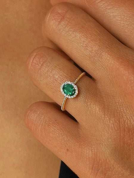 OR Carats Złoty pierścionek z diamentem i kamieniem szlachetnym rozmiar: 56. Zielone pierścionki OR Carats, z diamentem, złote. Za 765.09 zł.