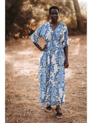 Isla Bonita by SIGRIS Sukienka w kolorze błękitnym rozmiar: XL. Niebieskie sukienki Isla Bonita by SIGRIS, xl, z aplikacjami, z bawełny, bez kołnierzyka, bez ramiączek, maxi, rozkloszowane. Za 162.49 zł.