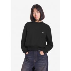 Bluza sportowa damska Prosto Bomb bez kaptura. Czarne bluzy Prosto, bez wzorów, bez kaptura. W wyprzedaży za 233.99 zł.