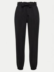 Deha Spodnie dresowe A00667 Czarny Regular Fit. Czarne spodnie dresowe Deha, m, bez wzorów, z dresówki. Za 319.99 zł.